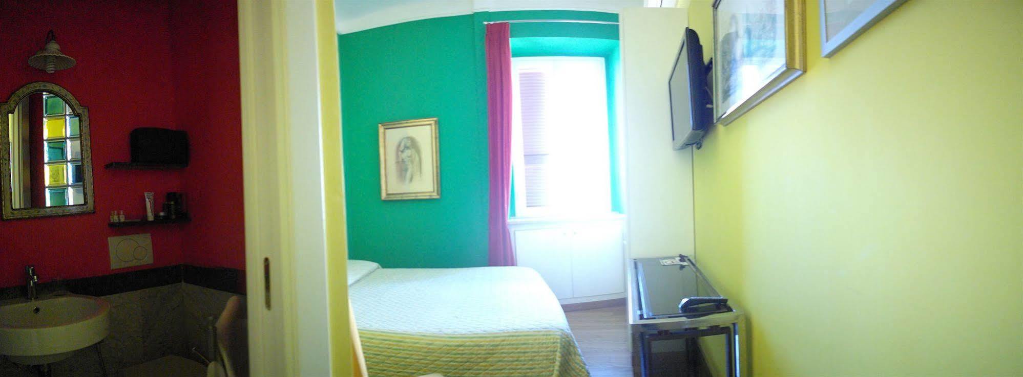 La Casa Di Piero Al Vaticano Bed & Breakfast 2*